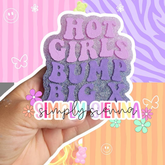 Hot Girls Bump Big X - FRESHIE