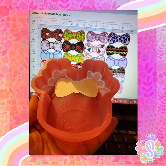 Reindeer With Bow - GLITZ N GLAM 7