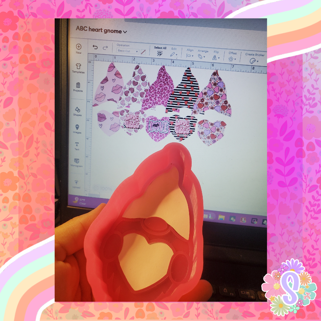 Heart Gnome - ABC MOLDS