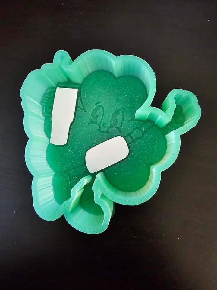 Shamrock With Bag and Cup