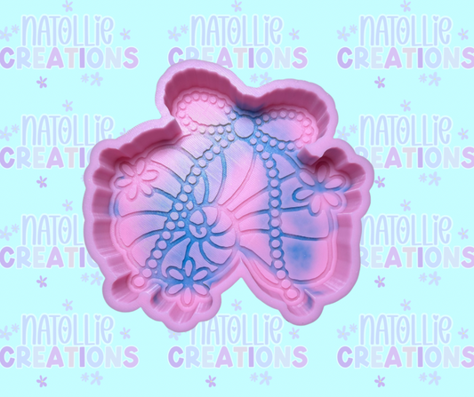 Spiral Seashell W/ Pearl Bow Freshie Silicone Mold