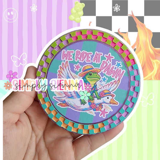 Checkered Cardstock Circle - FRESHIE