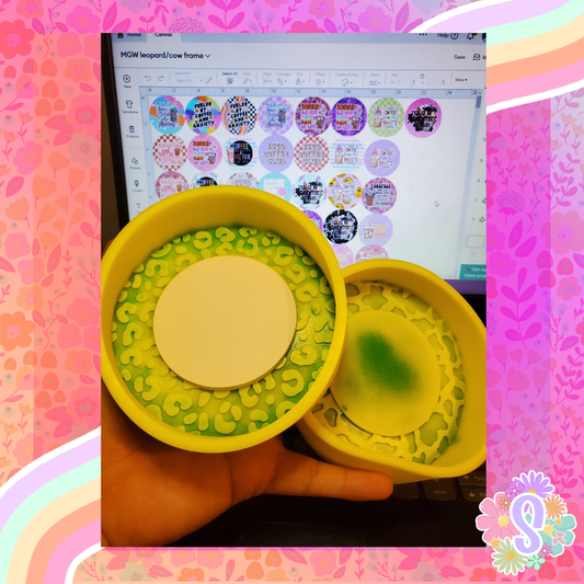 Leopard Print & Cow Print Circle Frame - MOLDS GONE WILD