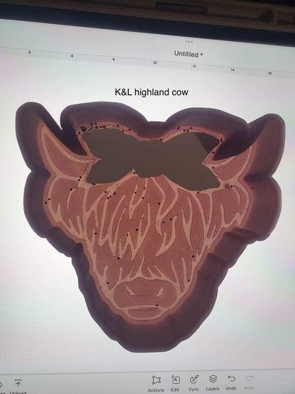 Cow / Highland Cow With Bow