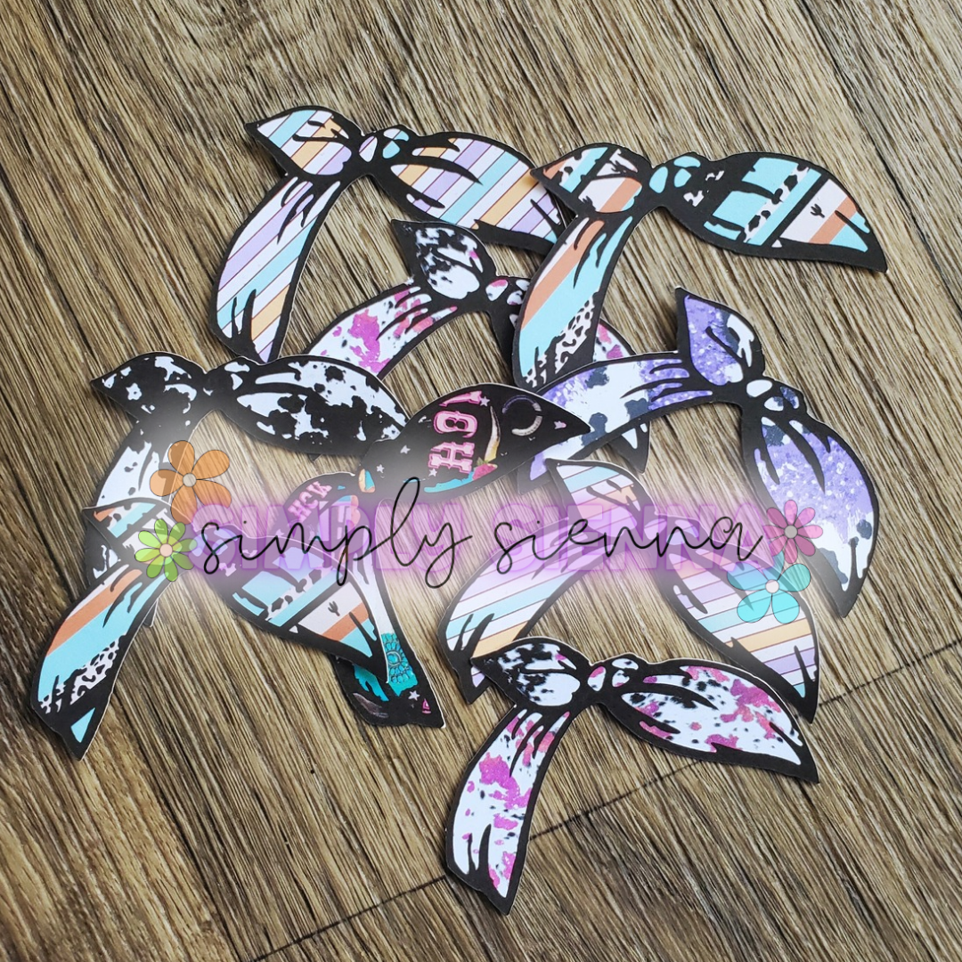 Cow / Highland Cow With Bow