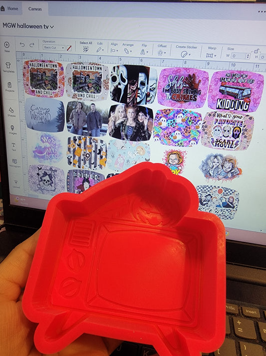 DESTASH - molds gone wild halloween tv