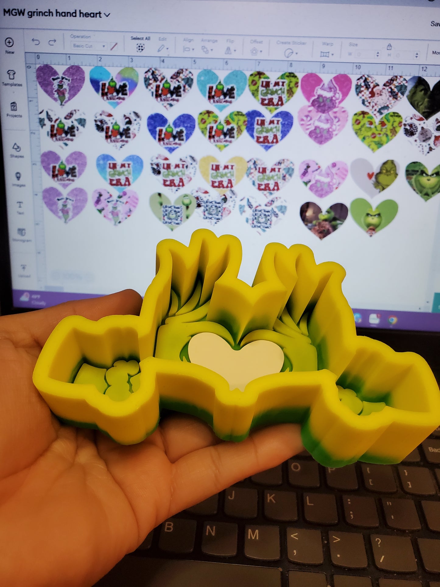 Christmas Green Guy Heart Hands