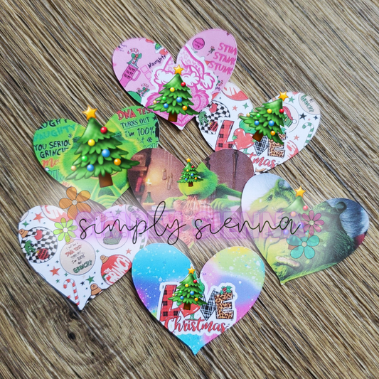 Christmas Green Guy Heart Hands